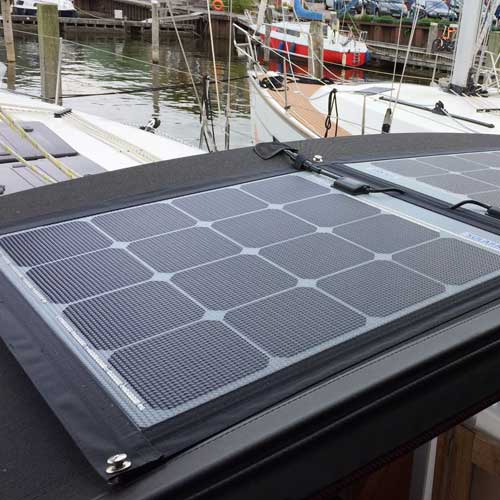Panneau solaire flexible pour bateau