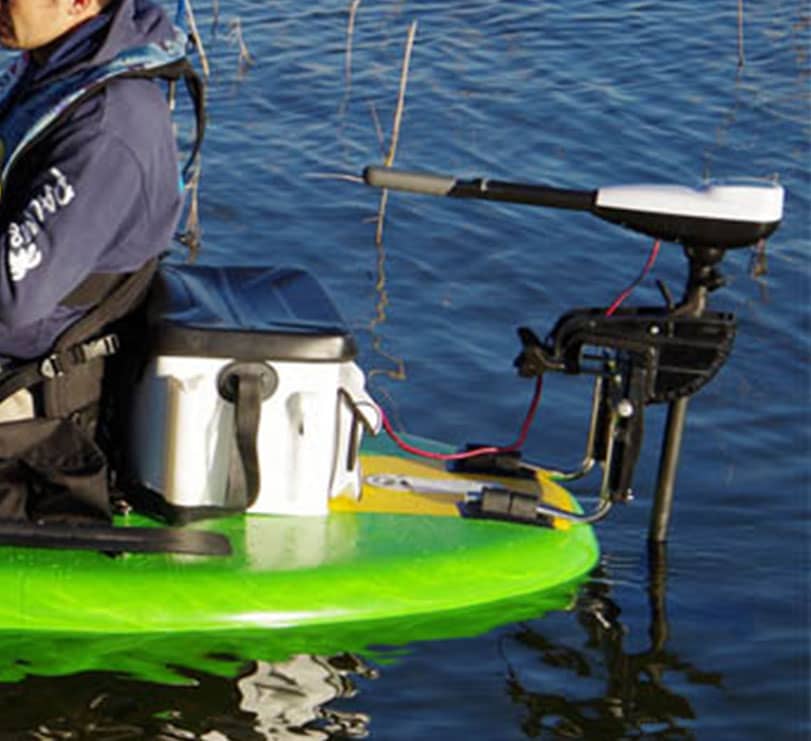 float-tube-seven-bass-moteur.jpg