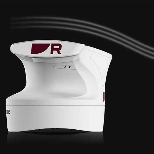 Antenne radar poutre Cyclone 55 Watts Raymarine un design profilé inspiré de l'avion